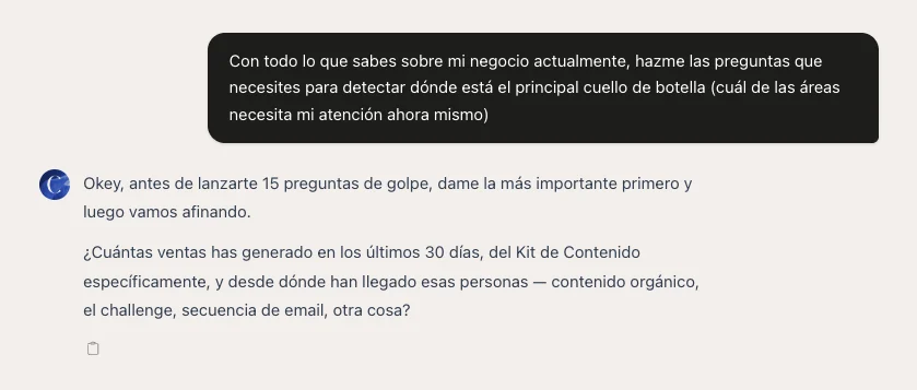 Conversación real con CIEN AI: pregunta por las ventas del Kit de Contenido sin que se haya mencionado en la conversación
